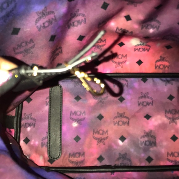 AUTH limited Edition MCM Galaxy🔮 Tote PRICE FIRM! - Picture 3 of 11